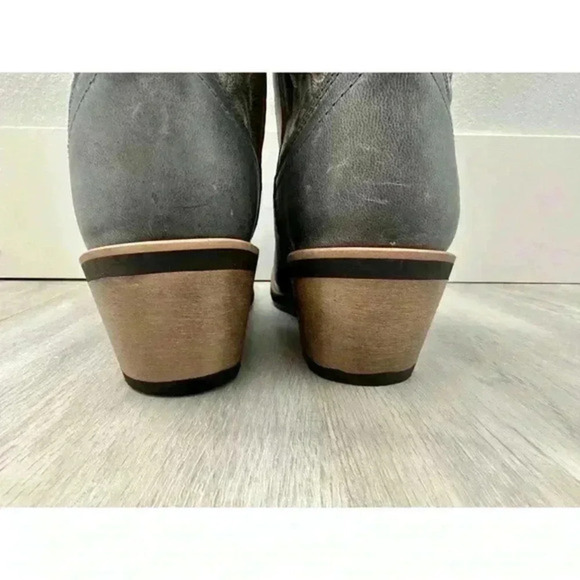 Laredo Women's Sapphyre‎ Leather Western Cowboy Booties - Round Toe - Picture 7 of 9